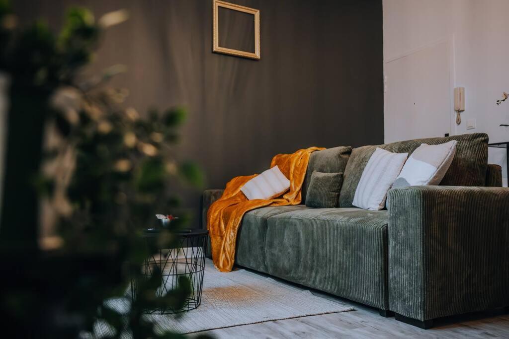 Le Bertrand • Le Raffinement En Coeur De Ville Châteauroux Exterior foto